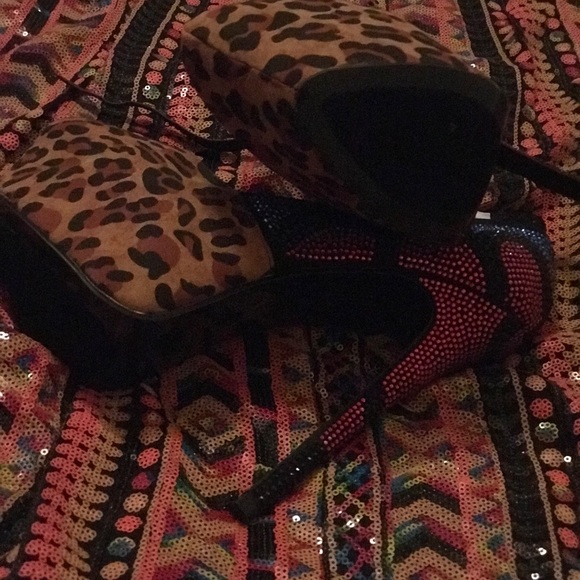 👠👠👠👠 - Picture 4 of 7